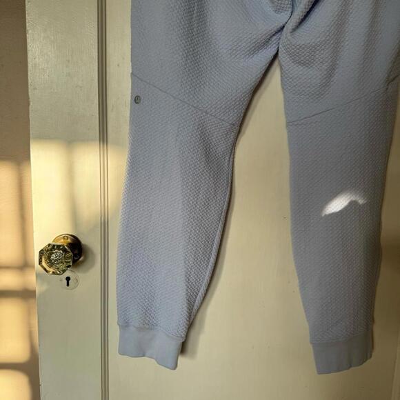 Lululemon At Ease Jogger
Pastel Blue - Picture 6 of 9